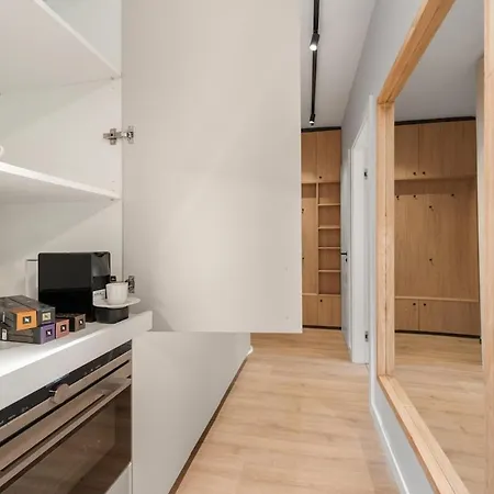 Cozy Nest In The Heart Of The 아파트